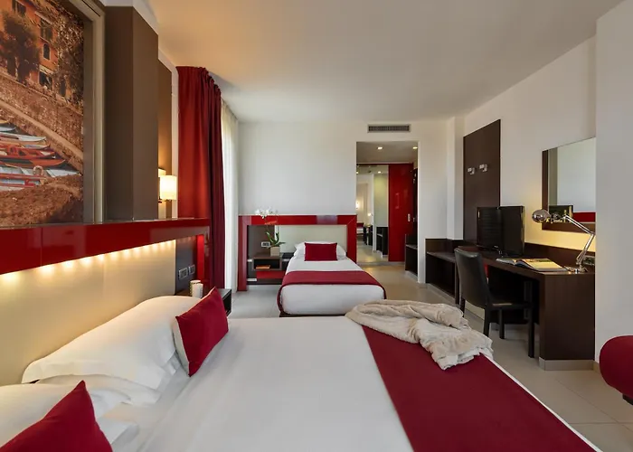 Kairos Garda Hotel