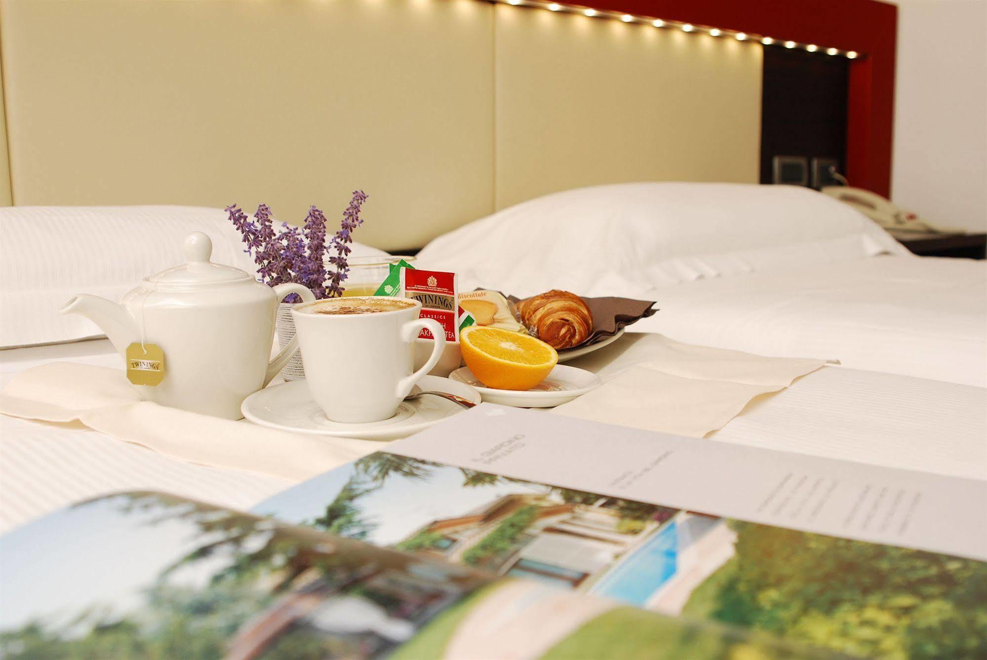 Hotel Kairos Garda Castelnuovo del Garda