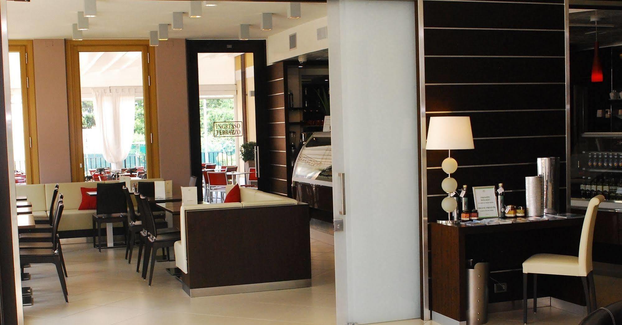 Kairos Garda Hotel