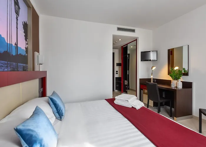 Kairos Garda Hotel